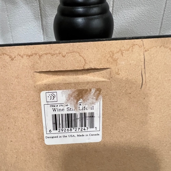 Picture/ art work wall hanging wine bottles - Picture 5 of 5